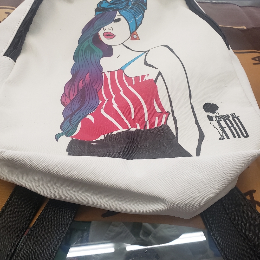 Designer Purses - Picture 6 of 16